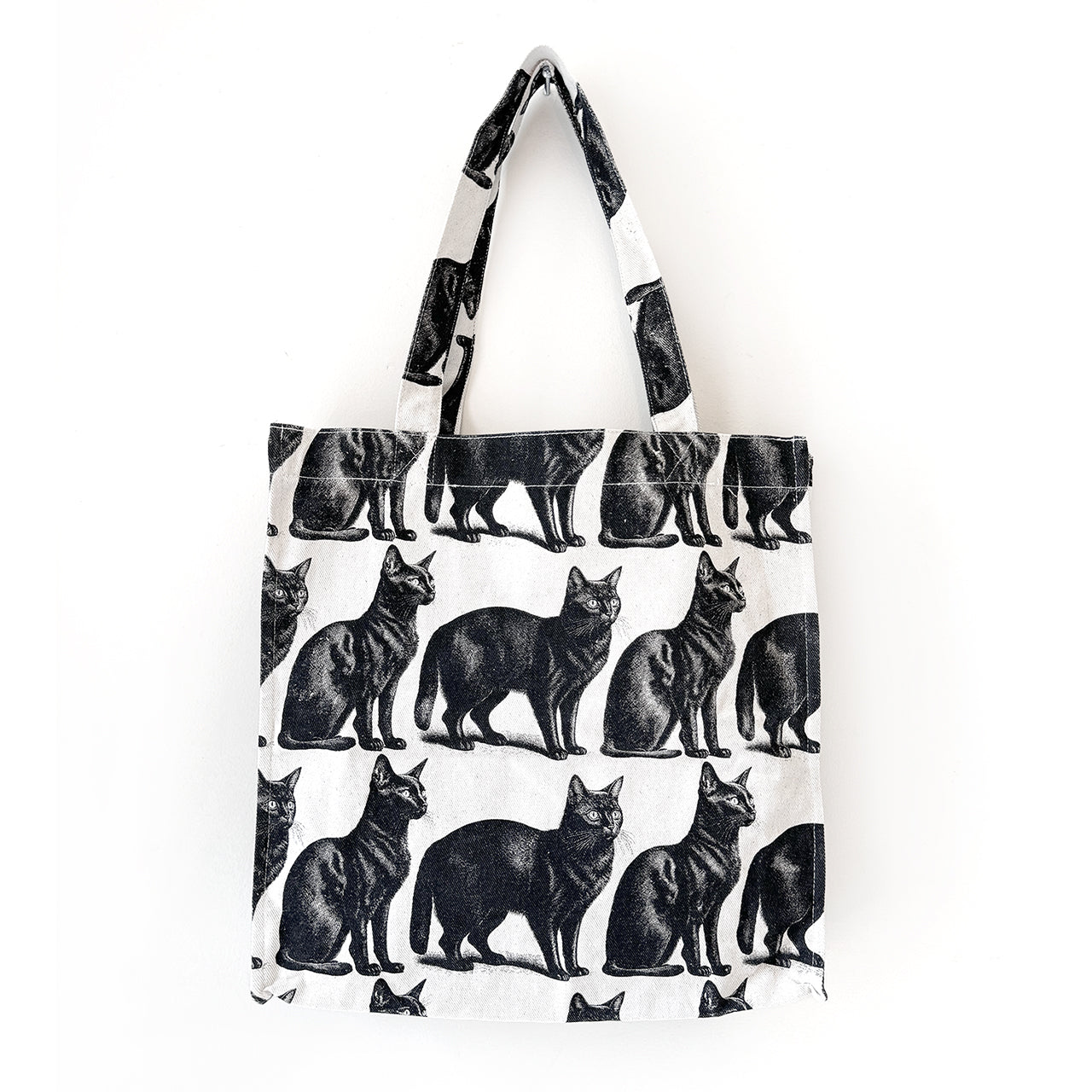GUSSY TOTE